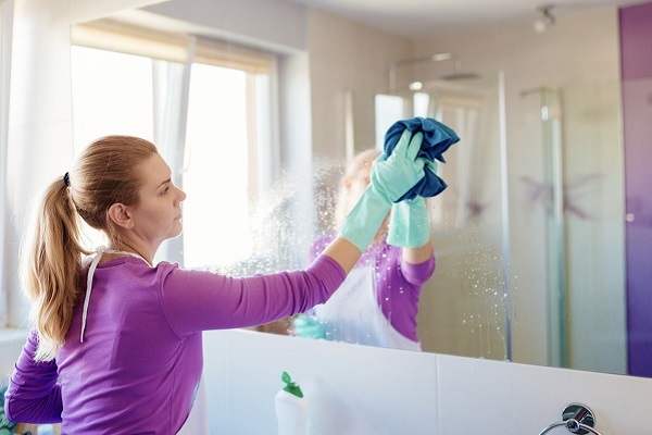 Kitchen & Bathroom Cleaning